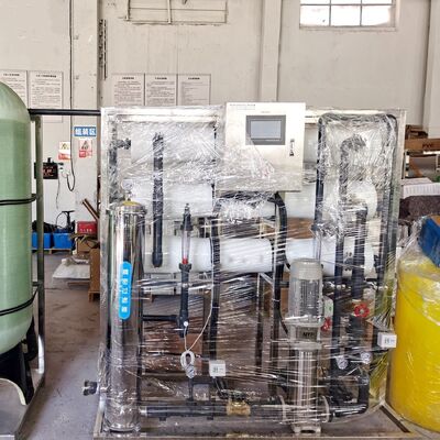 1500LPH Reverse Osmosis Water Treatment System with RO Membrane Pump 1 Year Warranty Deionized Water Machine Factory Custom